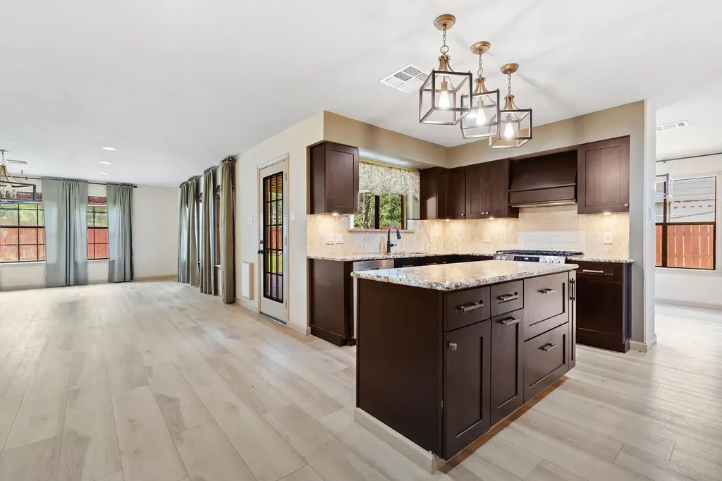17842 Park Valley Drive Round Rock TX 78681