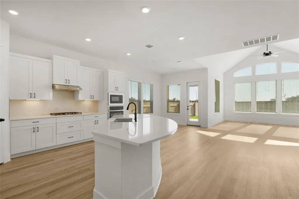 1144 Stonehill Drive Georgetown TX 78633