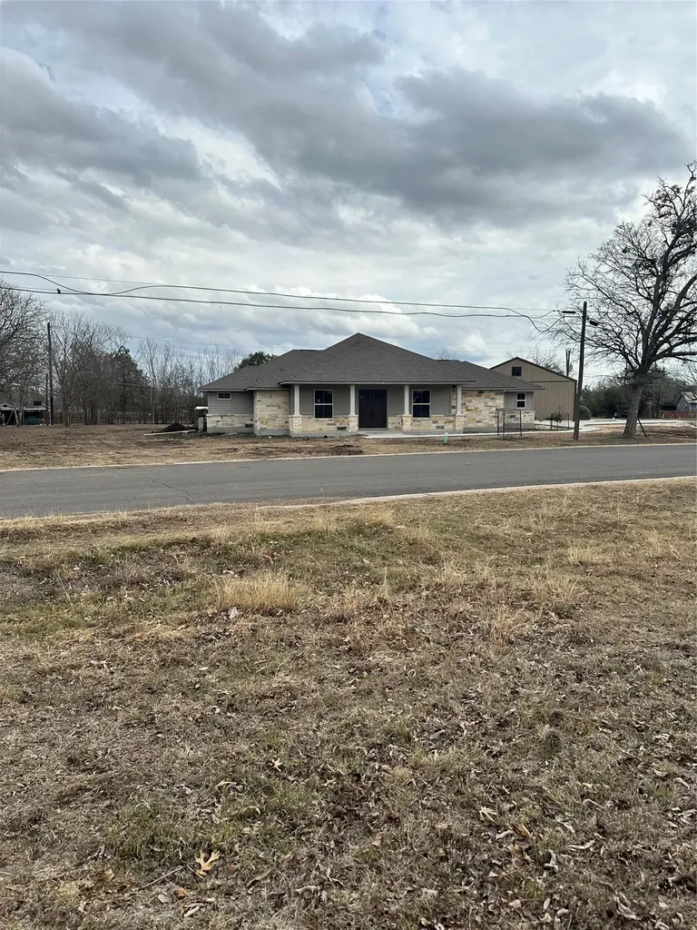 408 S Nance Street Kyle TX 78640