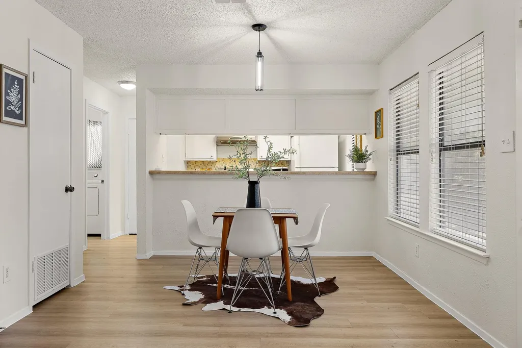 4912 Cabob Street Austin TX 78744