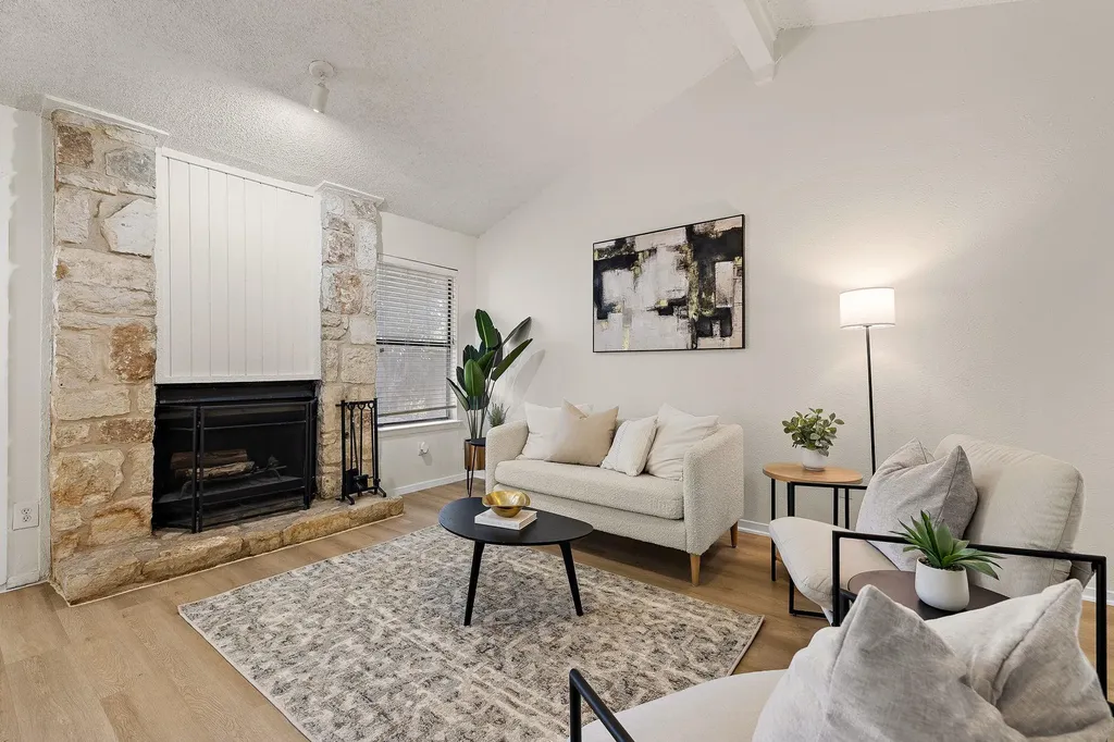 4912 Cabob Street Austin TX 78744