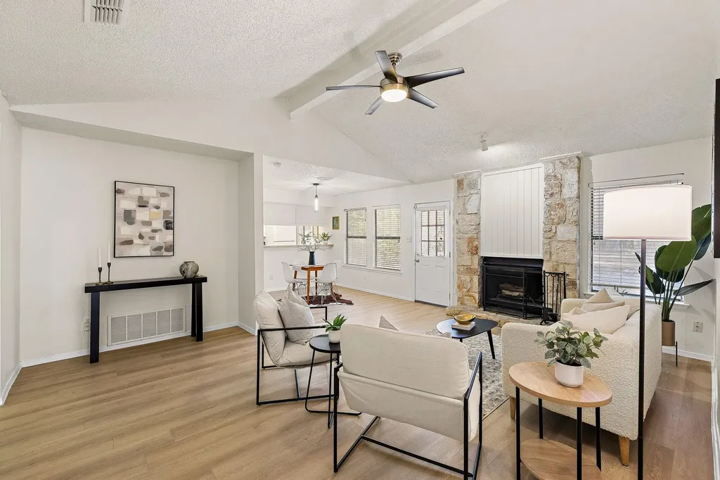 4912 Cabob Street Austin TX 78744