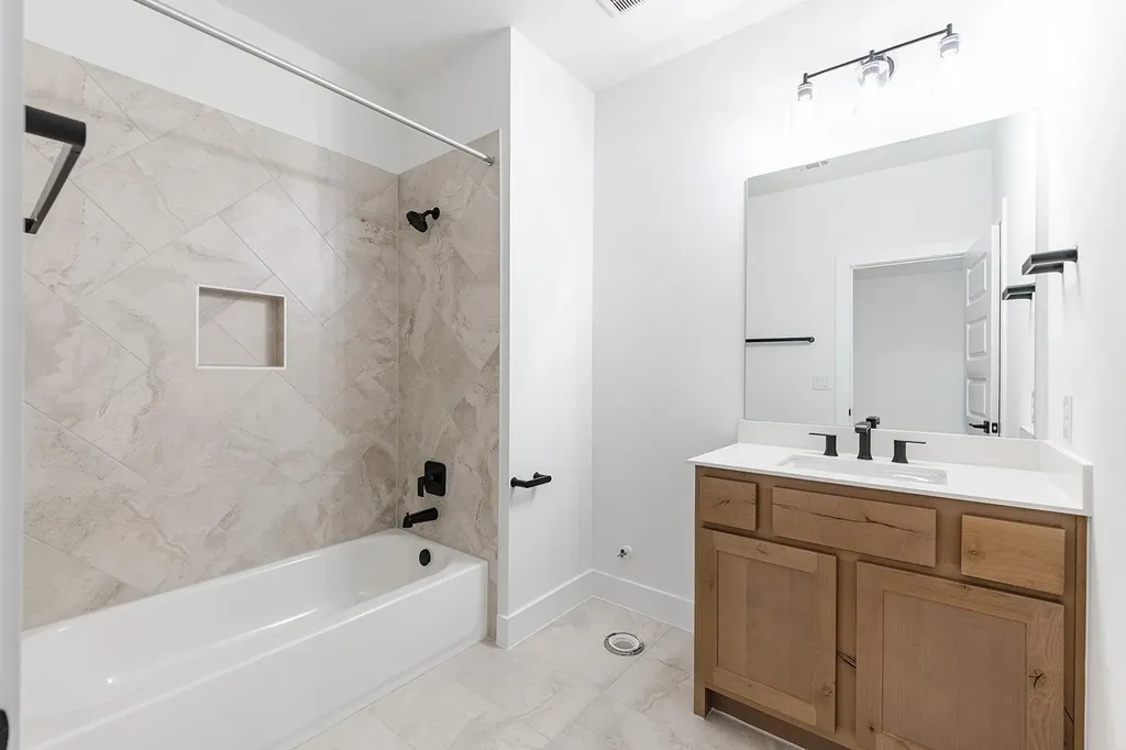 2429 Lineage Lane Leander TX 78641