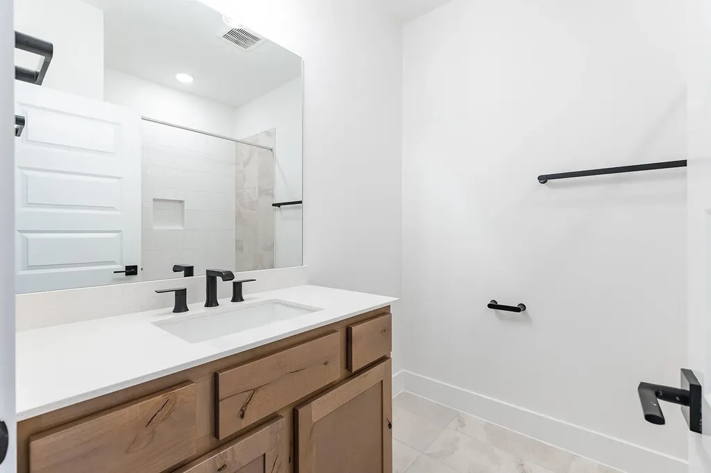 2429 Lineage Lane Leander TX 78641