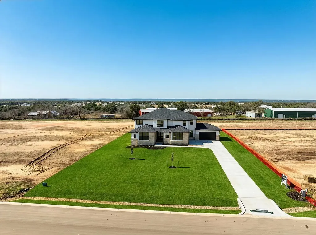 2429 Lineage Lane Leander TX 78641