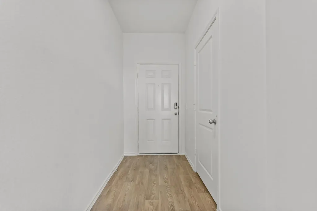 15113 - B Afleet Alex Street Manor TX 78653