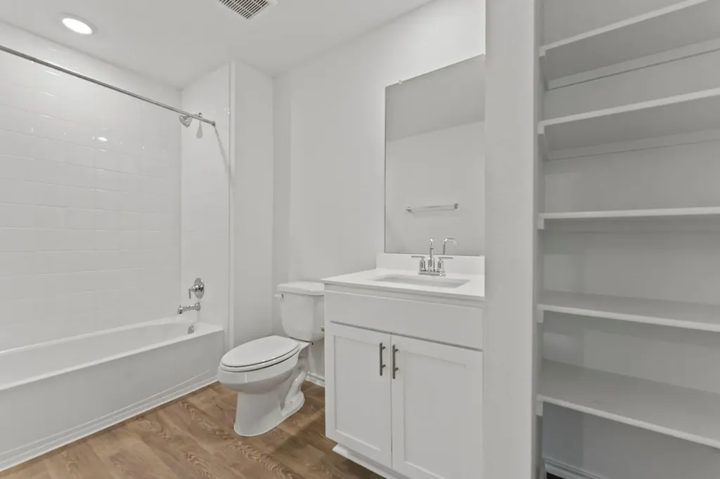 15113 - B Afleet Alex Street Manor TX 78653