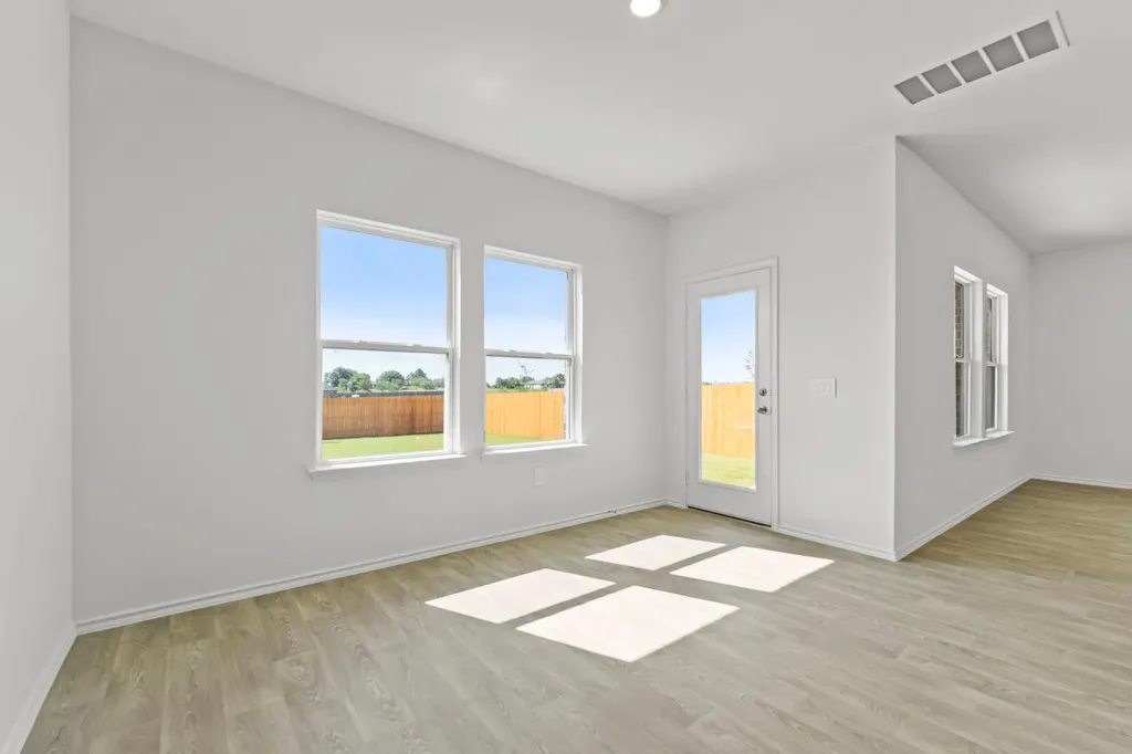 15113 - B Afleet Alex Street Manor TX 78653
