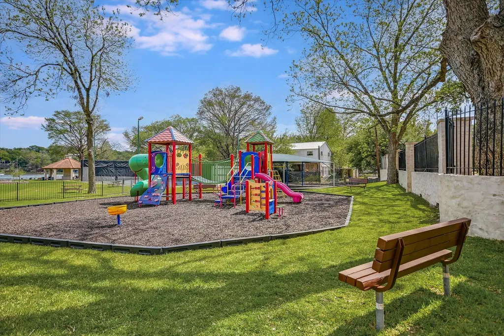 3901 Prentice Lane Austin TX 78746