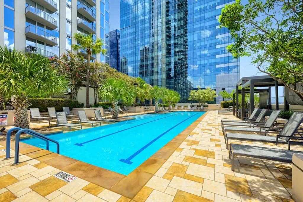 360 Nueces Street Austin TX 78701