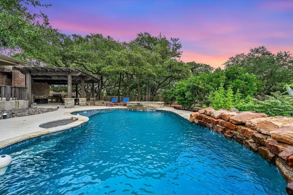 10901 Tornasol Lane Austin TX 78739