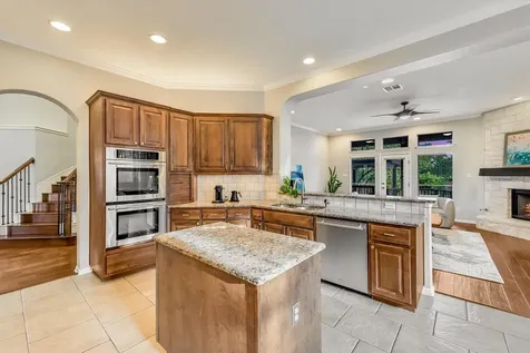 10901 Tornasol Lane Austin TX 78739