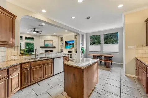 10901 Tornasol Lane Austin TX 78739