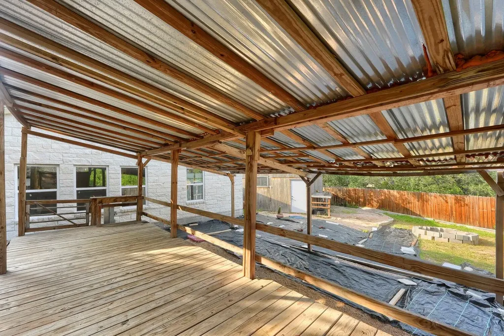 2705 Cory Lane Spicewood TX 78669