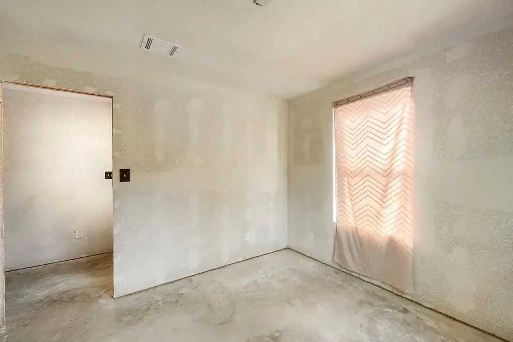 2705 Cory Lane Spicewood TX 78669