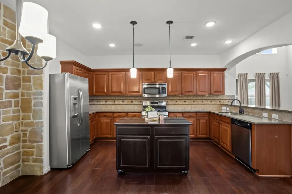 245 Razzmatazz Trail Buda TX 78610