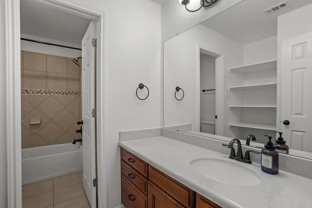 245 Razzmatazz Trail Buda TX 78610
