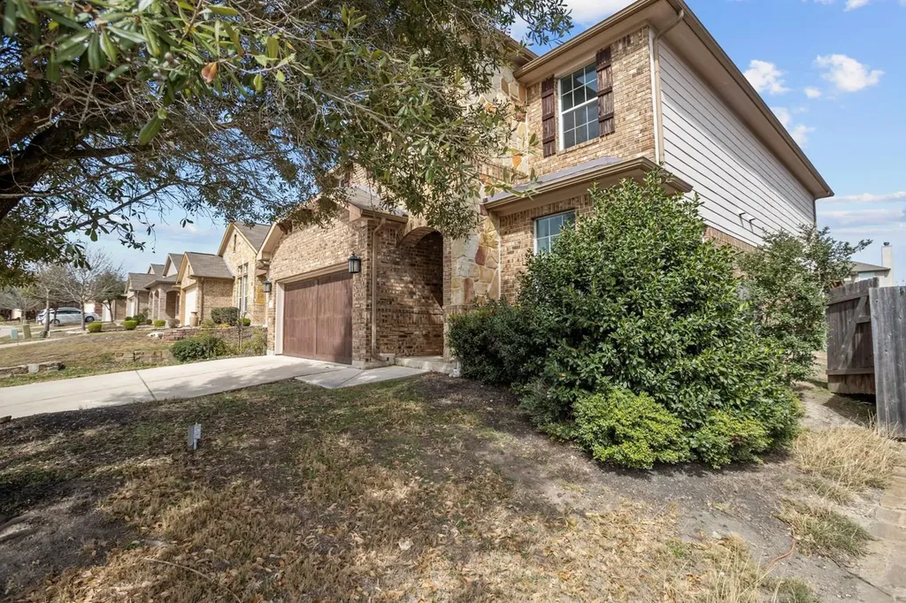 245 Razzmatazz Trail Buda TX 78610