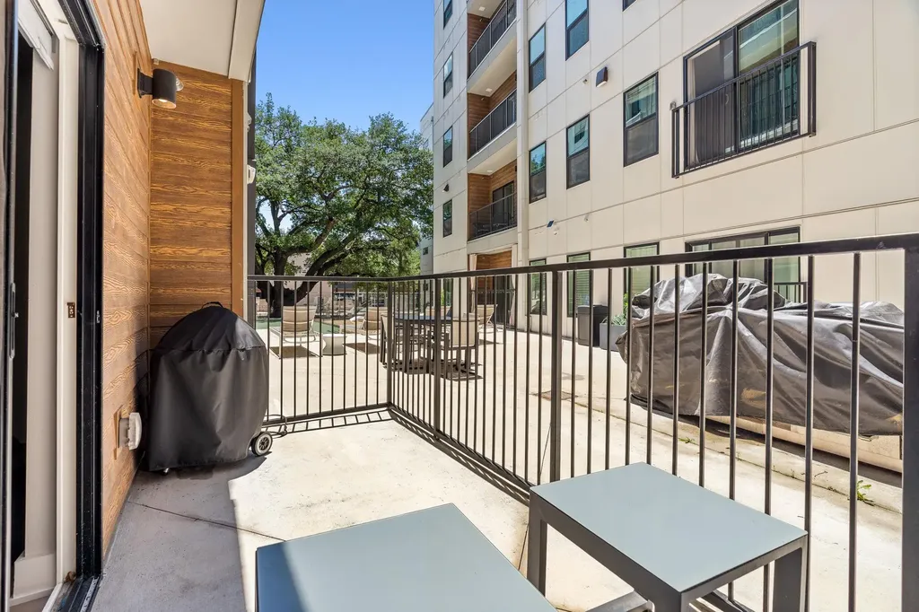 2500 Longview Street Austin TX 78705