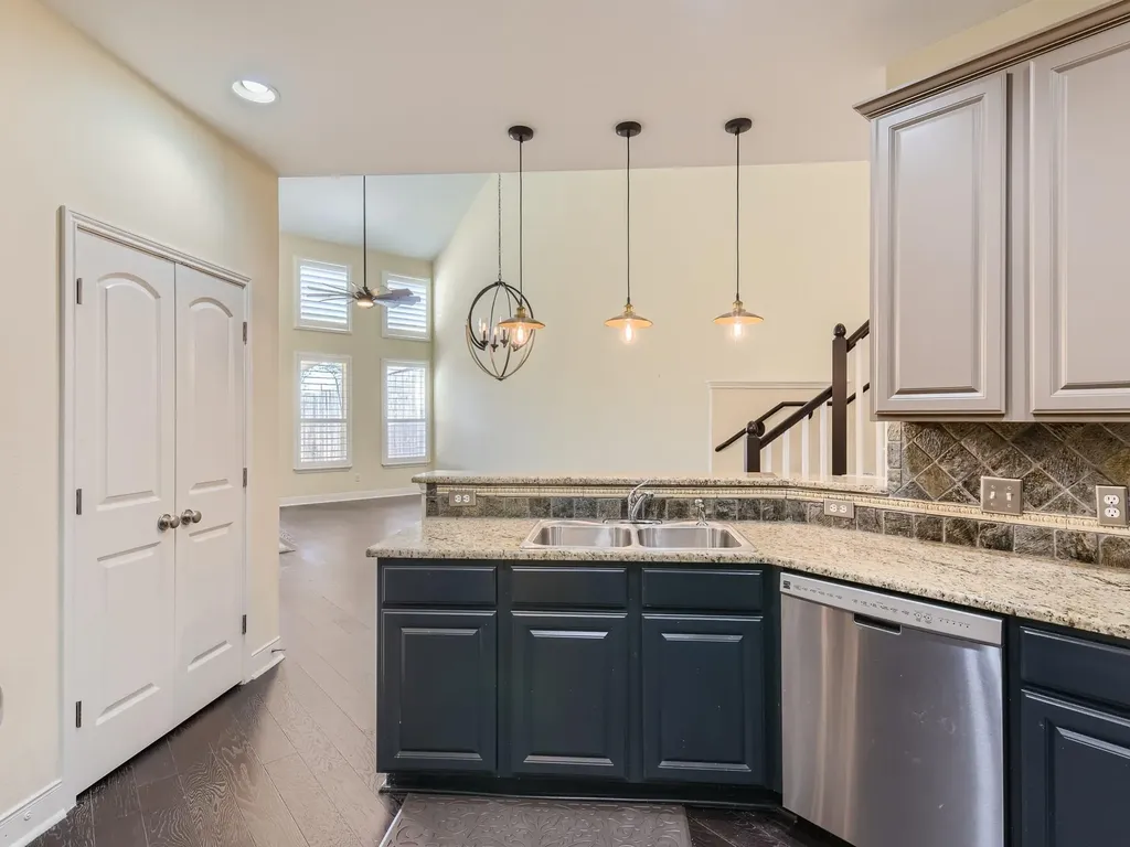 2210 Onion Creek Parkway Austin TX 78747