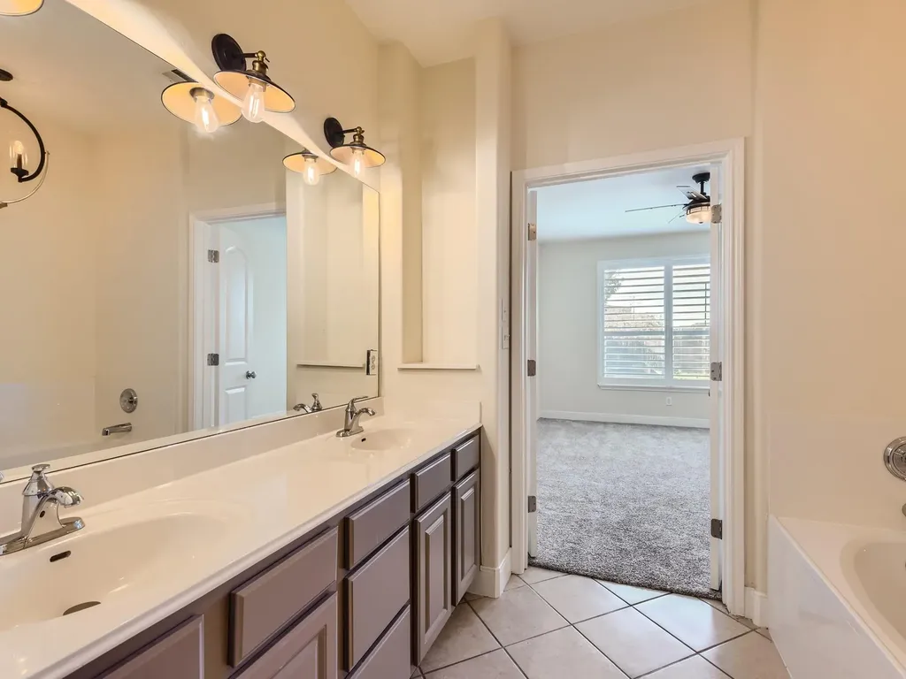 2210 Onion Creek Parkway Austin TX 78747