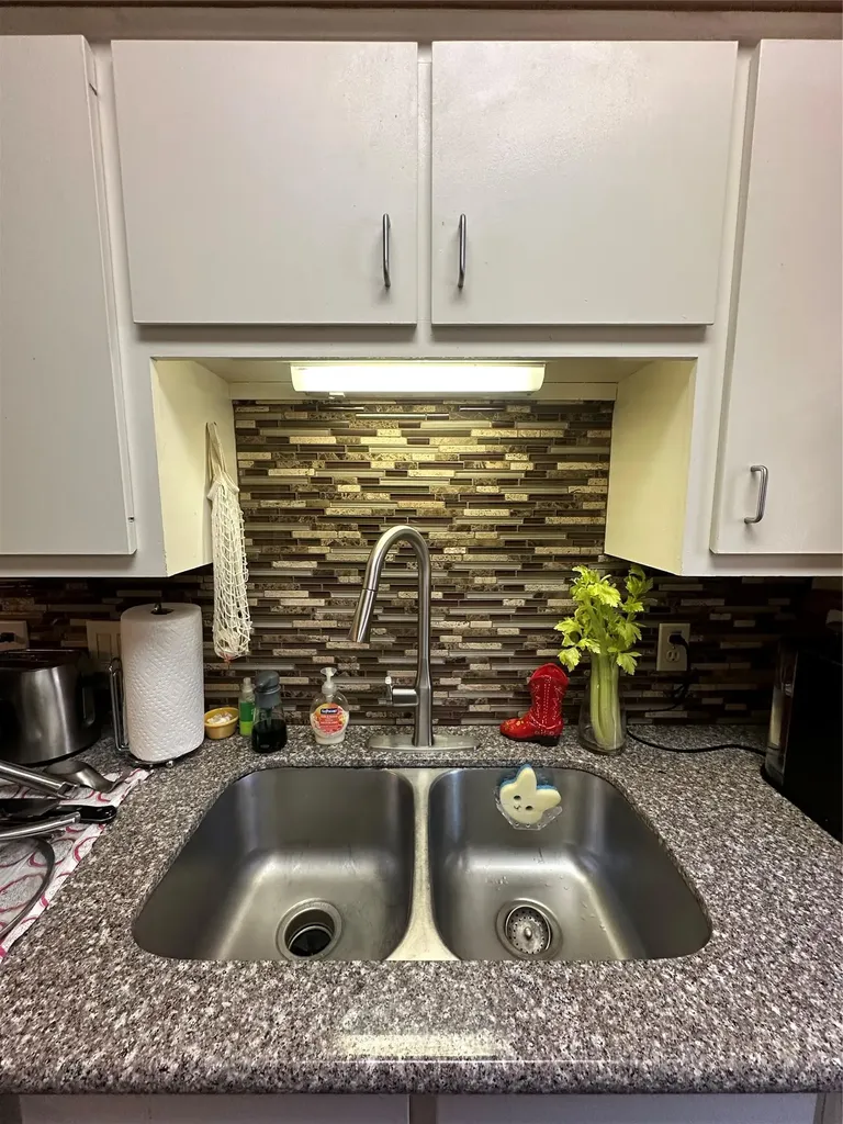 106 E 30th Street Austin TX 78705