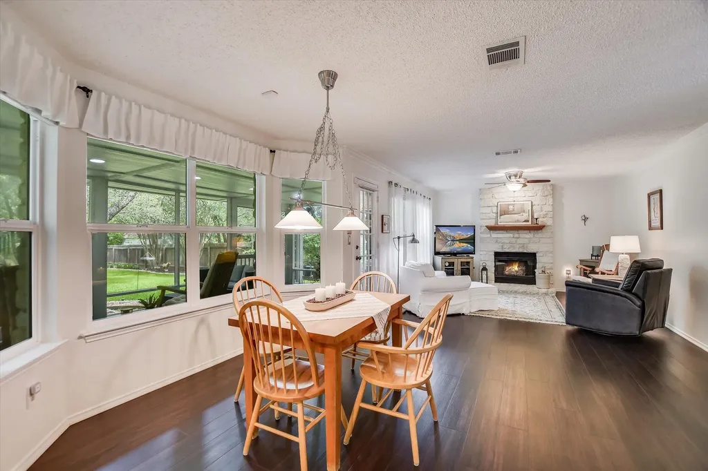13216 Humphrey Drive Austin TX 78729