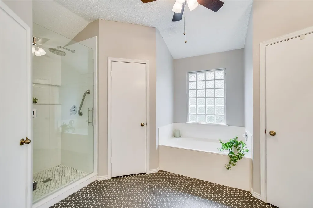 13216 Humphrey Drive Austin TX 78729