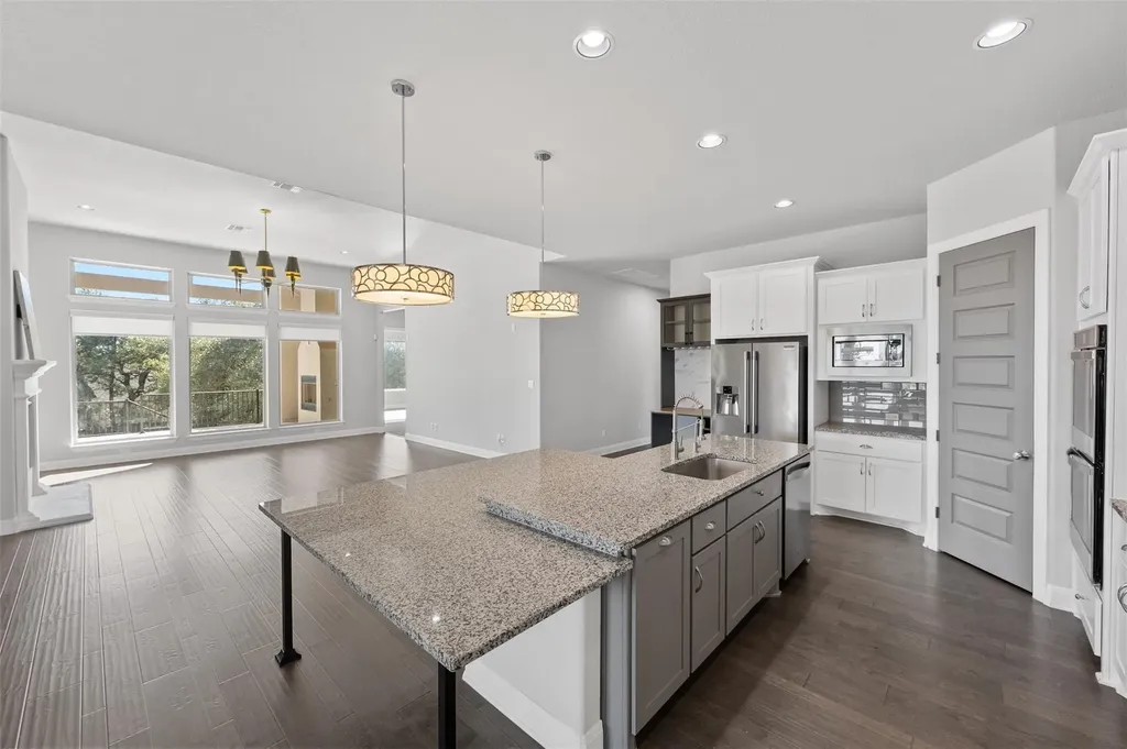 341 Bitterroot Lane Austin TX 78737