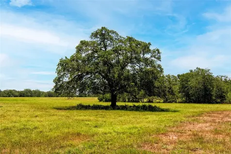 6750 Three Mile Road Flatonia TX 78941