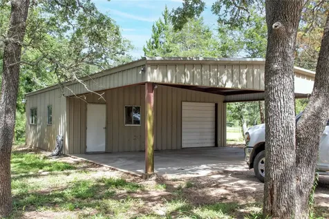 6750 Three Mile Road Flatonia TX 78941