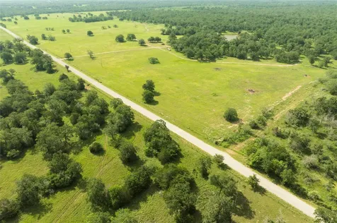 6750 Three Mile Road Flatonia TX 78941