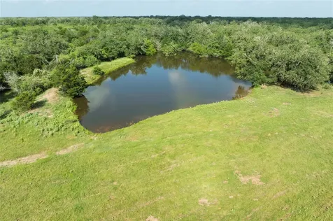 6750 Three Mile Road Flatonia TX 78941