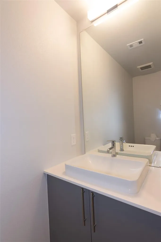 4004 Banister Lane Austin TX 78704