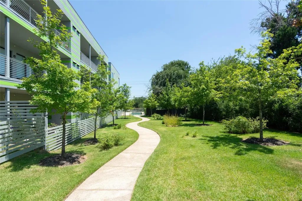 4004 Banister Lane Austin TX 78704