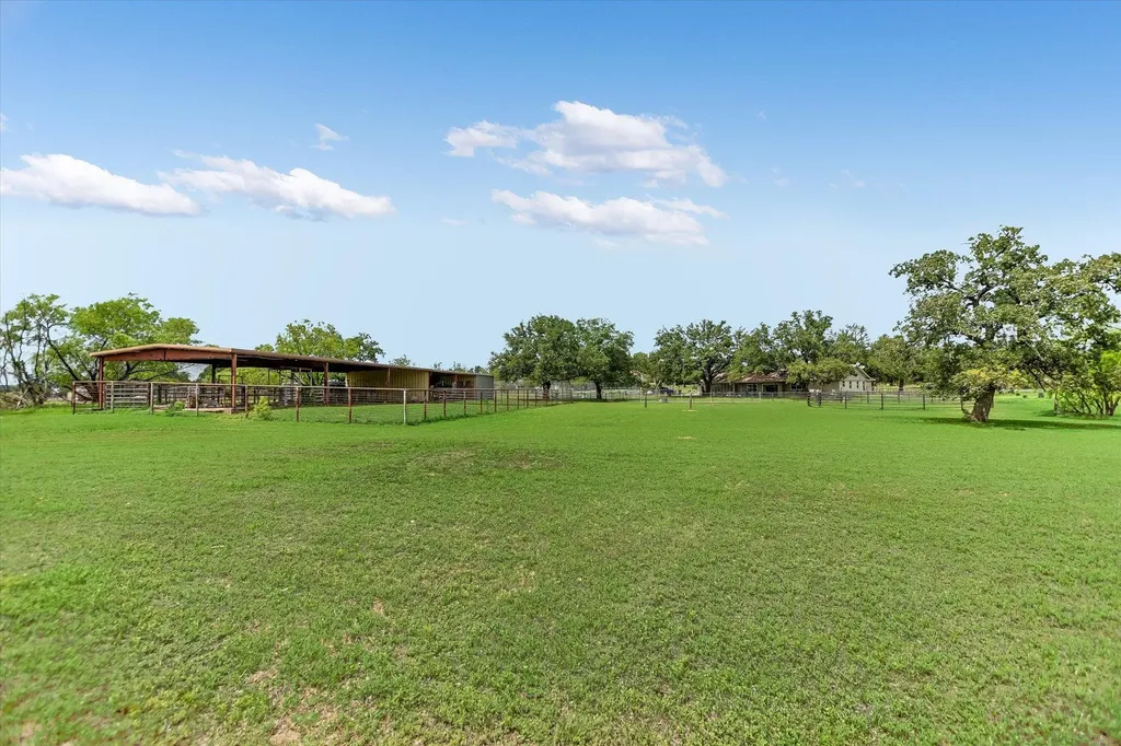 433 Paseo De Vaca Marble Falls TX 78654