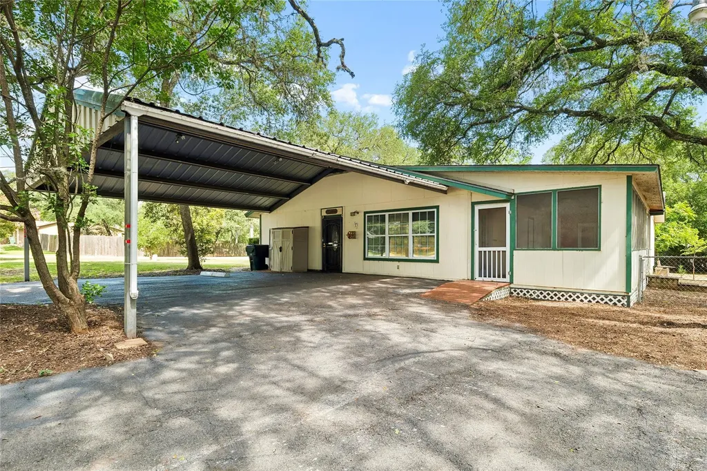 12715 Crystal Creek Drive Buda TX 78610