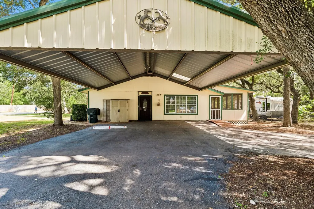 12715 Crystal Creek Drive Buda TX 78610