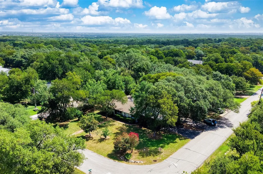12715 Crystal Creek Drive Buda TX 78610