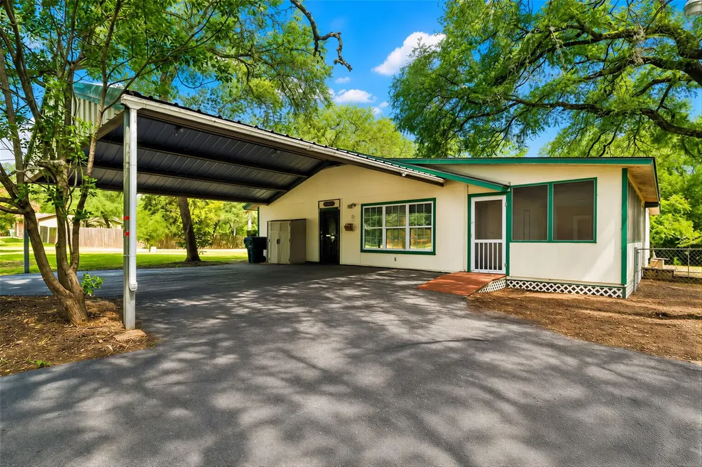 12715 Crystal Creek Drive Buda TX 78610