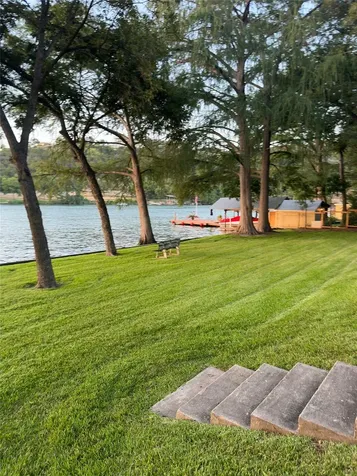 2910 Edgewater Drive Austin TX 78733