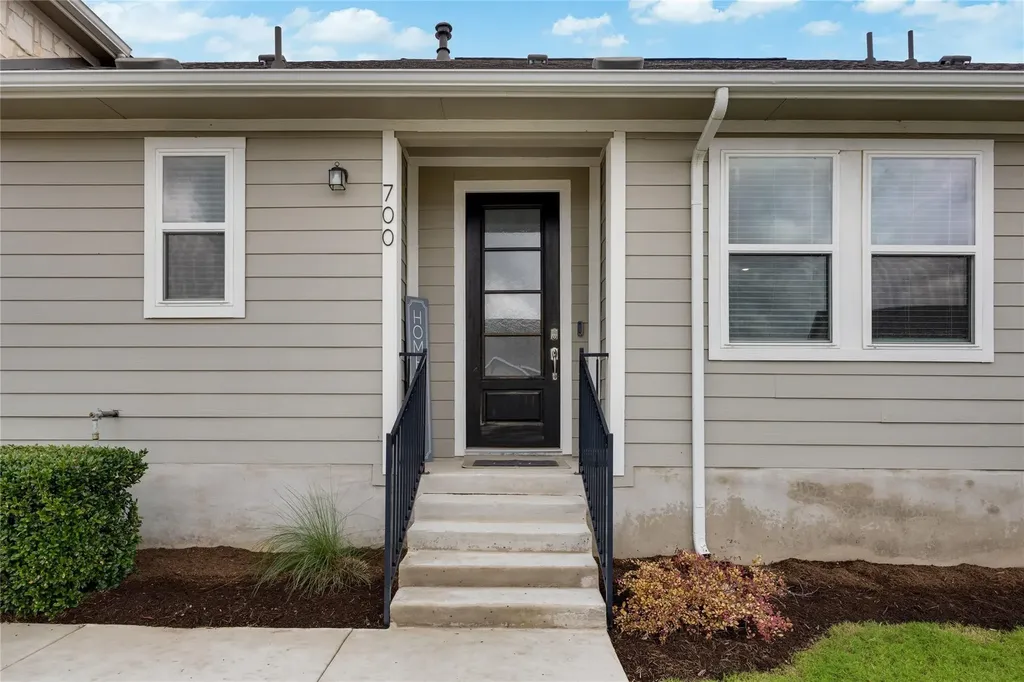 700 Affazia Lane Georgetown TX 78628