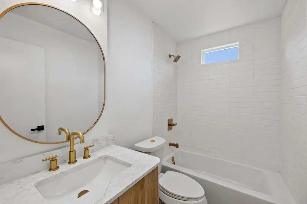 4908 Hawk Cove Austin TX 78745