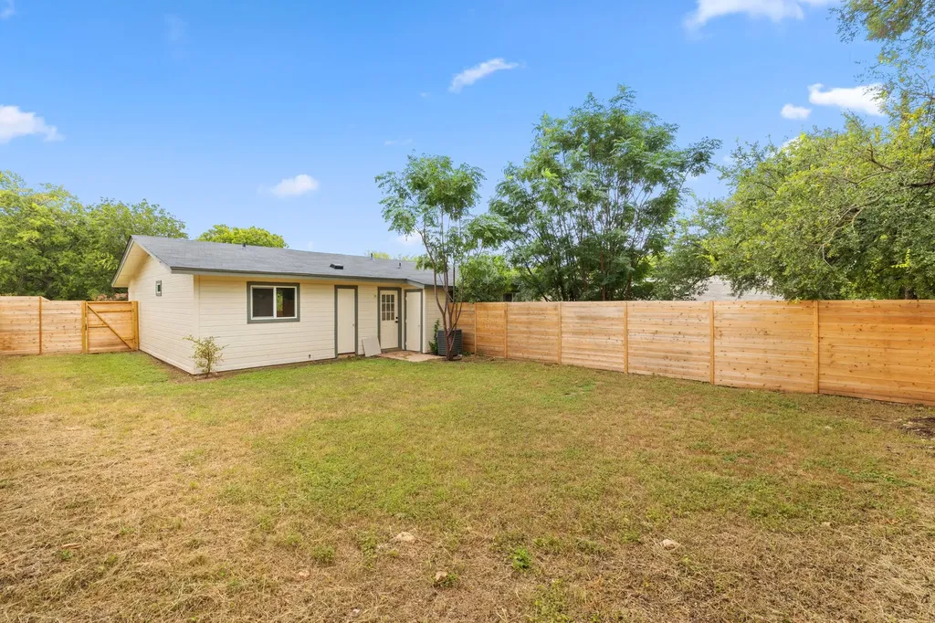 4908 Hawk Cove Austin TX 78745