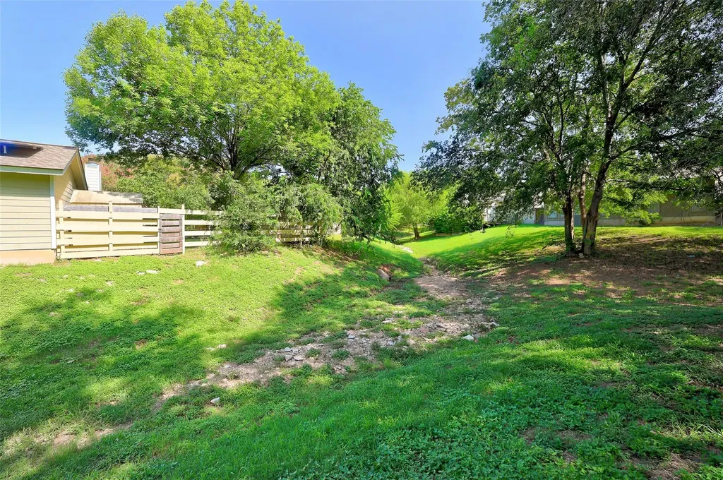 7207 Winecup Hollow Austin TX 78750