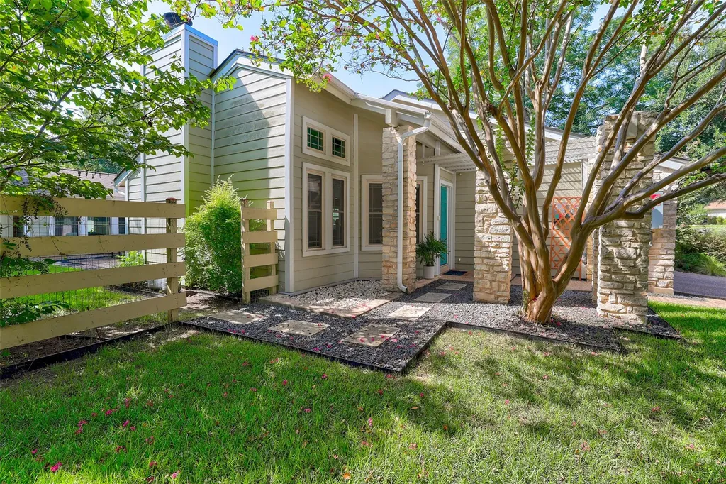 7207 Winecup Hollow Austin TX 78750