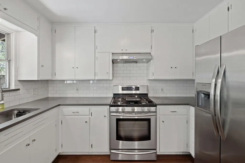 2015 Fair Oaks Drive Austin TX 78745