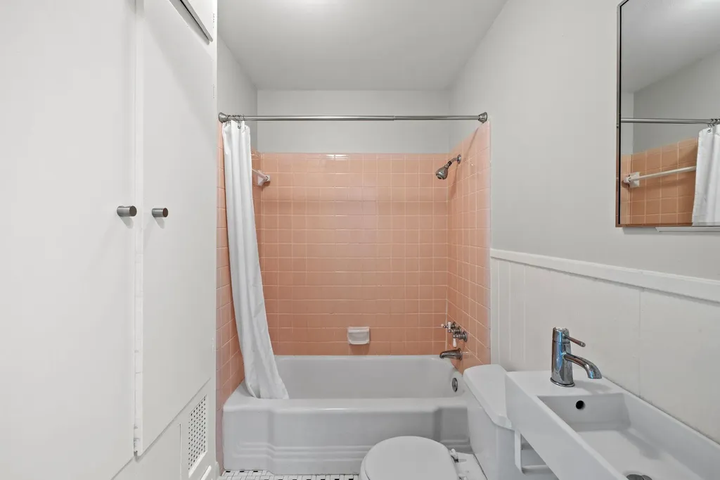 2015 Fair Oaks Drive Austin TX 78745