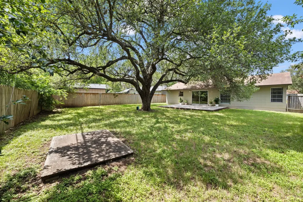 2015 Fair Oaks Drive Austin TX 78745