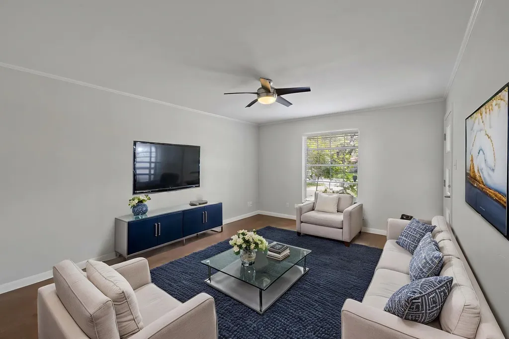 2015 Fair Oaks Drive Austin TX 78745